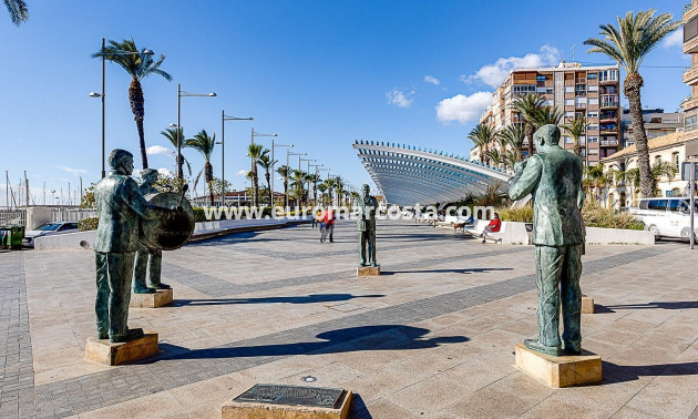 Sale - Townhouse - Torrevieja - TORREVIEJA