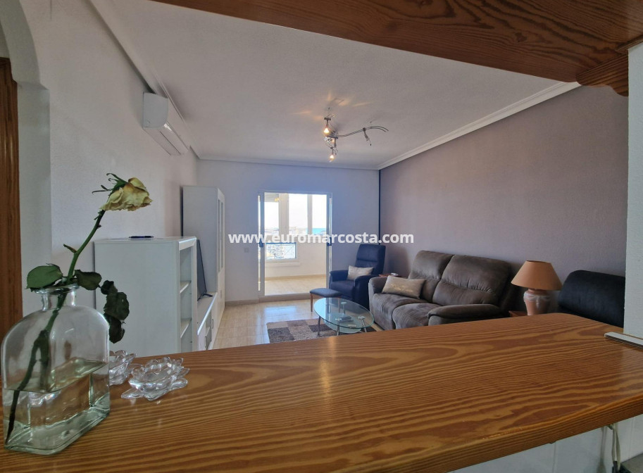 Sale - Apartment / flat - Torrevieja - La Mata