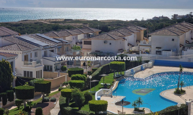 Sale - Apartment / flat - Torrevieja - La Mata