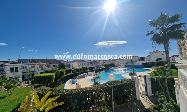 Sale - Apartment / flat - Torrevieja - La Mata