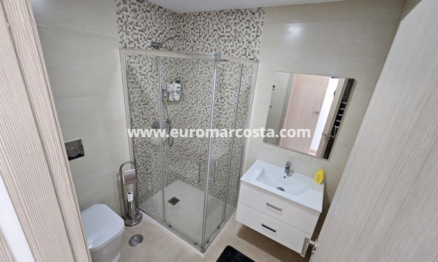 Venta - Apartamento / piso - Torrevieja - TORREVIEJA