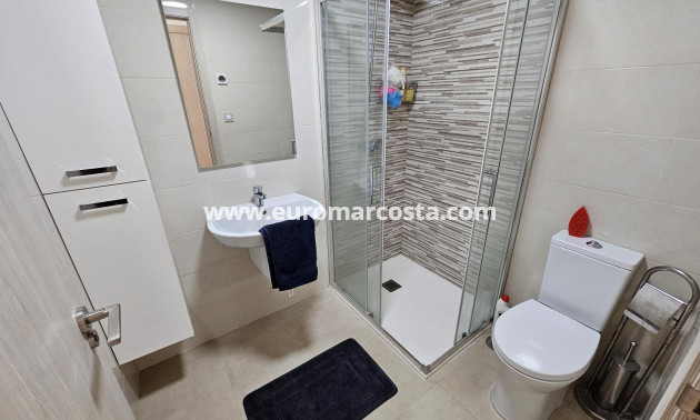 Venta - Apartamento / piso - Torrevieja - TORREVIEJA