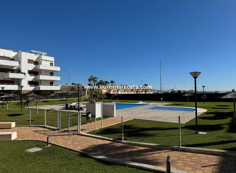 Venta - Apartamento / piso - Torrevieja - TORREVIEJA