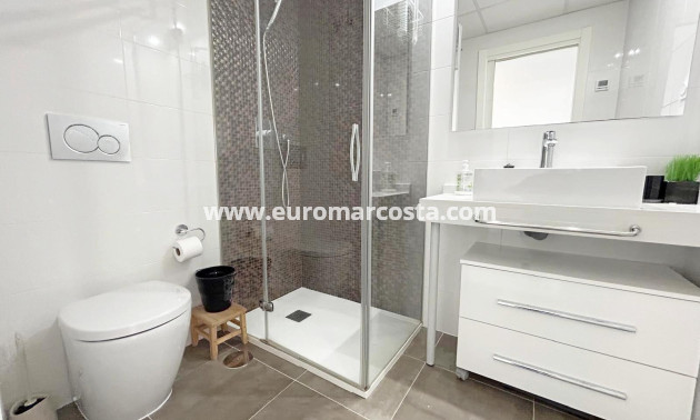 Venta - Apartamento / piso - Torrevieja - Orihuela Costa