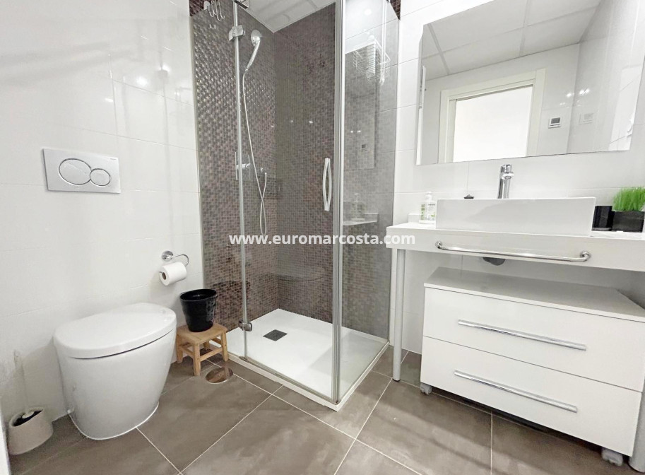 Venta - Apartamento / piso - Torrevieja - Orihuela Costa