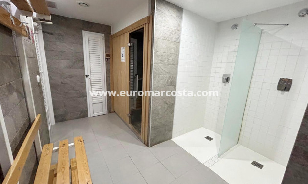 Venta - Apartamento / piso - Torrevieja - Orihuela Costa
