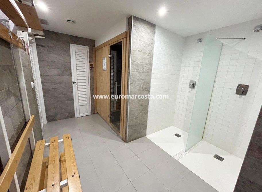 Venta - Apartamento / piso - Torrevieja - Orihuela Costa