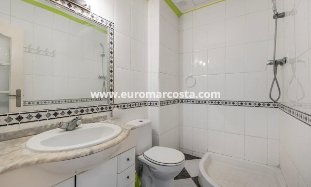 Objekte zum Wiederverkauf - Wohnung - La Mata
