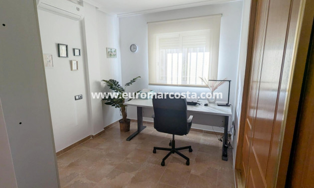Objekte zum Wiederverkauf - Quad villa - San Fulgencio - Oasis
