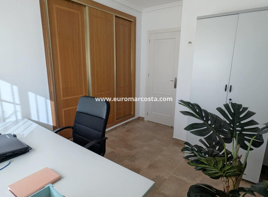 Objekte zum Wiederverkauf - Quad villa - San Fulgencio - Oasis