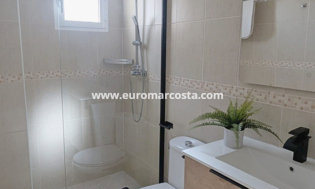 Objekte zum Wiederverkauf - Quad villa - San Fulgencio - Oasis