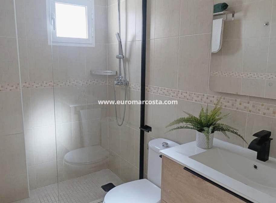Objekte zum Wiederverkauf - Quad villa - San Fulgencio - Oasis