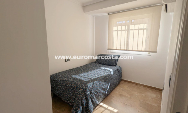 Objekte zum Wiederverkauf - Quad villa - San Fulgencio - Oasis