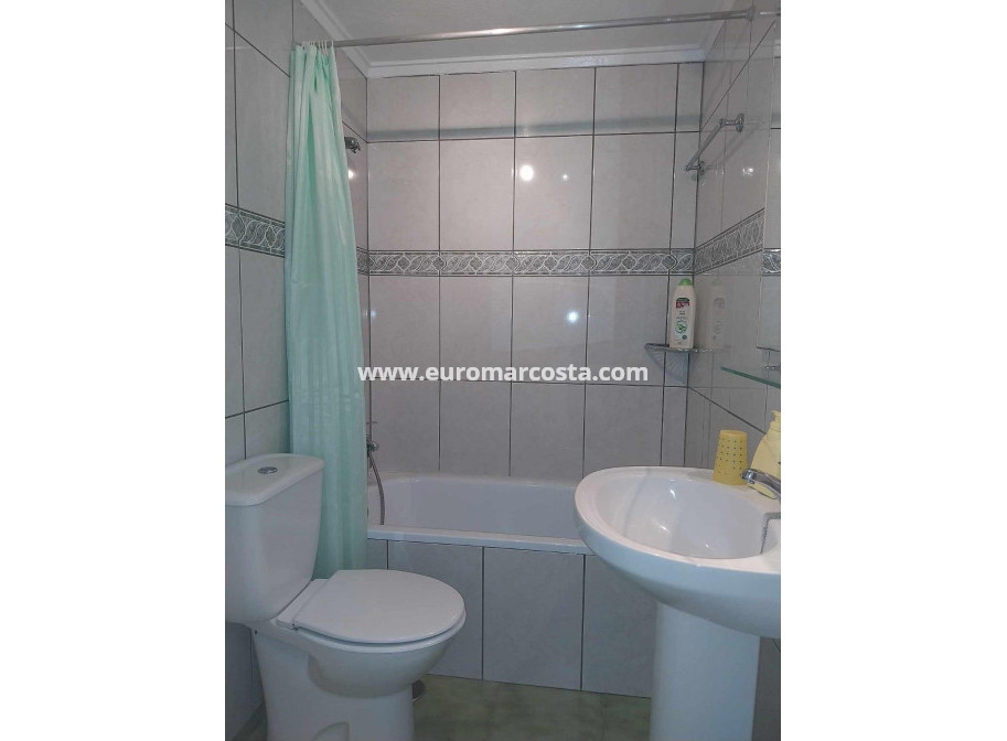 Venta - Apartamento / piso - Torrevieja - TORREVIEJA