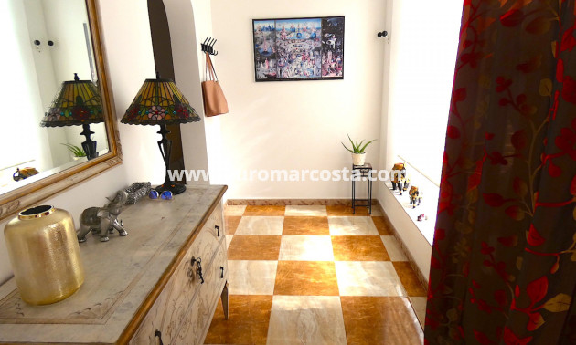 Sale - Country house - Rafal