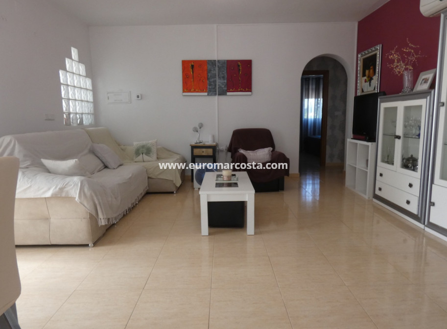 Sale - Country house - Rafal