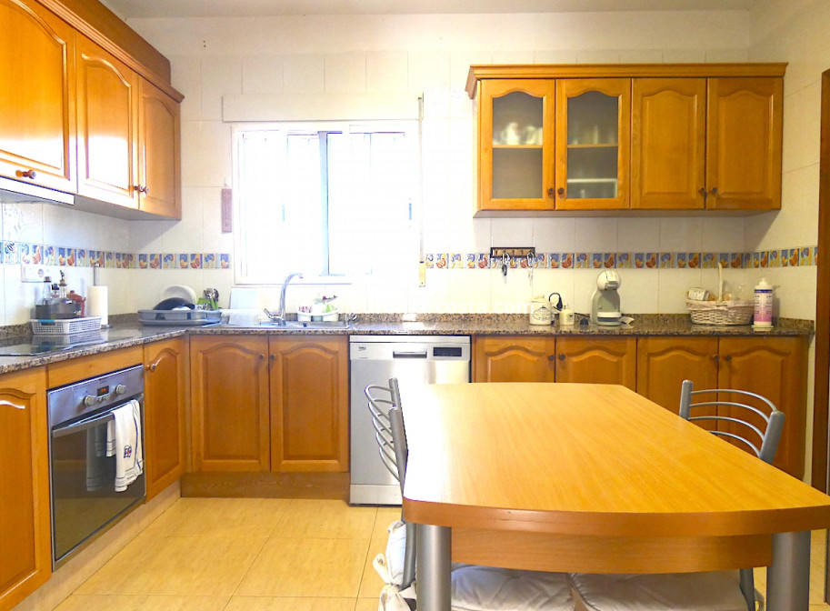 Sale - Country house - Rafal