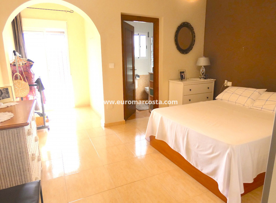 Sale - Country house - Rafal
