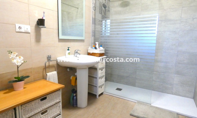 Sale - Country house - Rafal