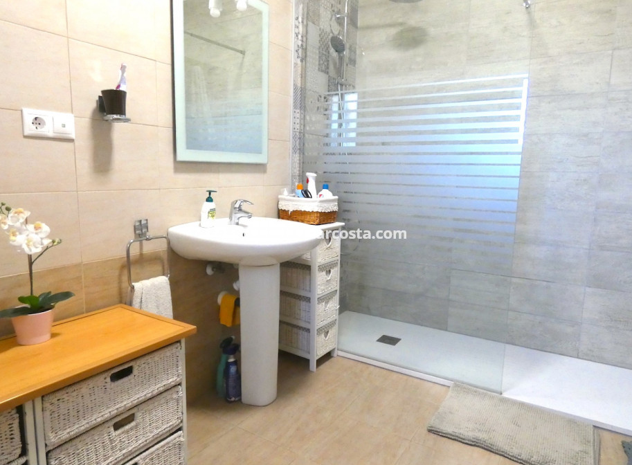 Sale - Country house - Rafal
