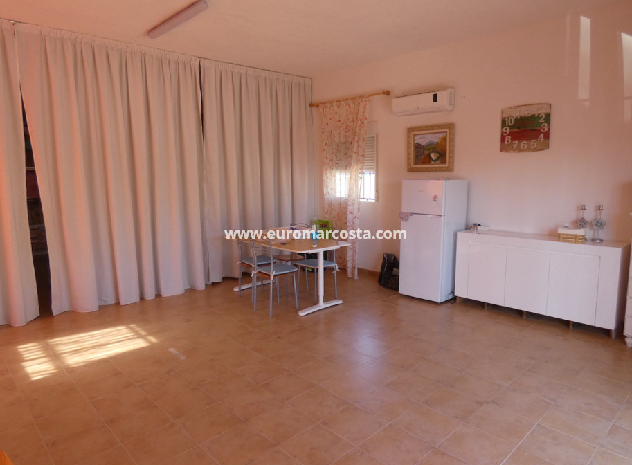 Sale - Country house - Rafal