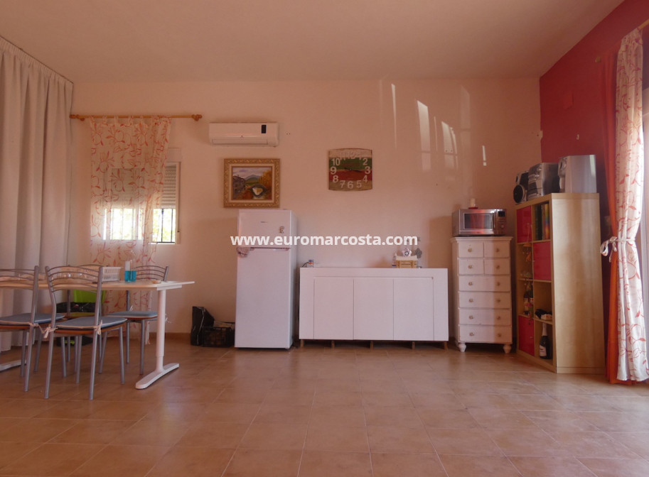 Sale - Country house - Rafal