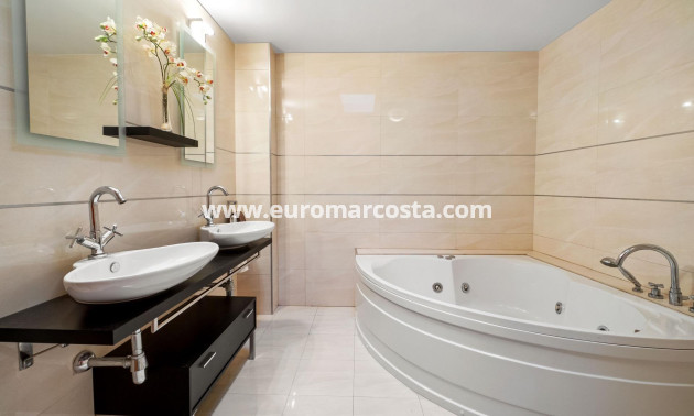 Venta - Villa - Rojales