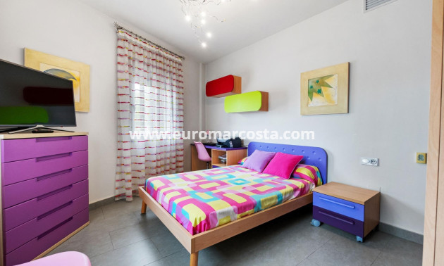 Venta - Villa - Rojales