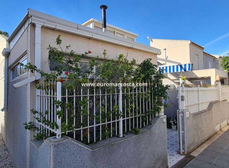 Venta - House - Torrevieja - Aguas Nuevas