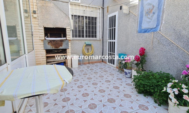 Venta - House - Torrevieja - Aguas Nuevas