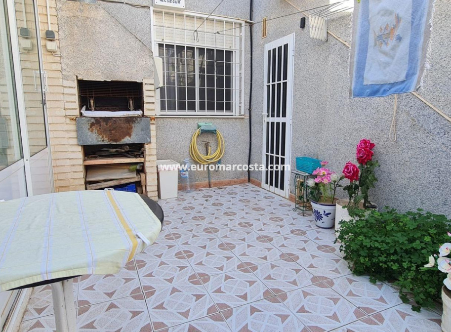 Venta - House - Torrevieja - Aguas Nuevas