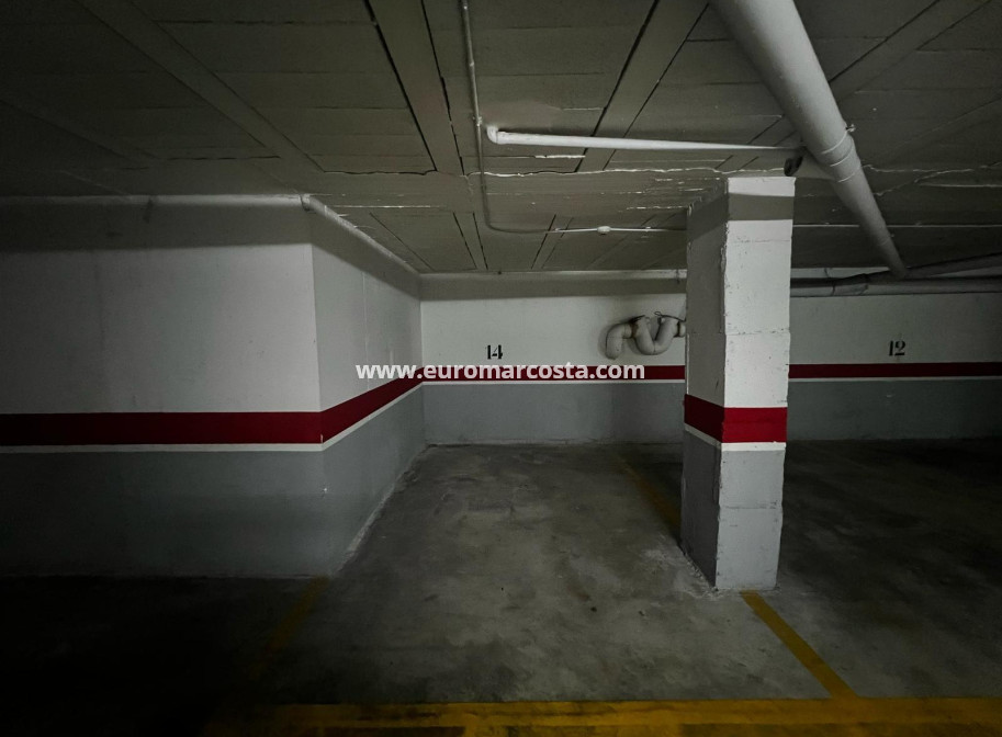 Objekte zum Wiederverkauf - Garage - Torrevieja - TORREVIEJA