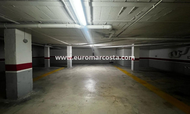 Objekte zum Wiederverkauf - Garage - Torrevieja - TORREVIEJA