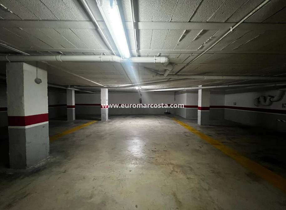 Objekte zum Wiederverkauf - Garage - Torrevieja - TORREVIEJA