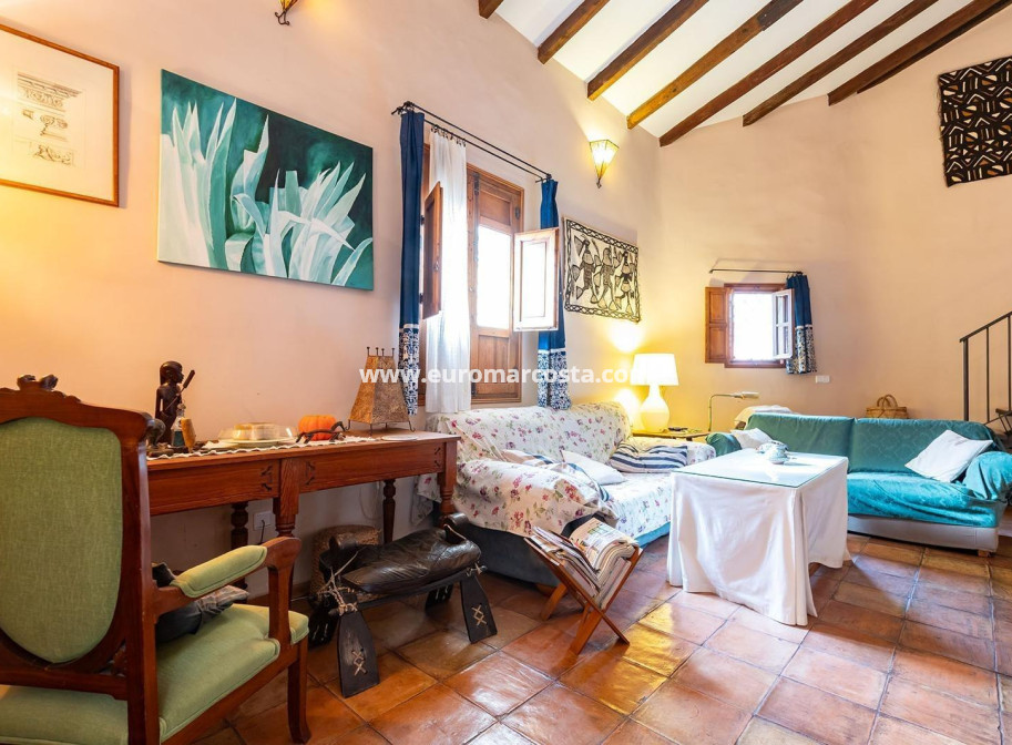 Sale - Villa - Los Martinez Del Puerto - Los Martínez del Puerto