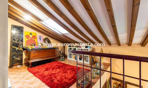 Sale - Villa - Los Martinez Del Puerto - Los Martínez del Puerto