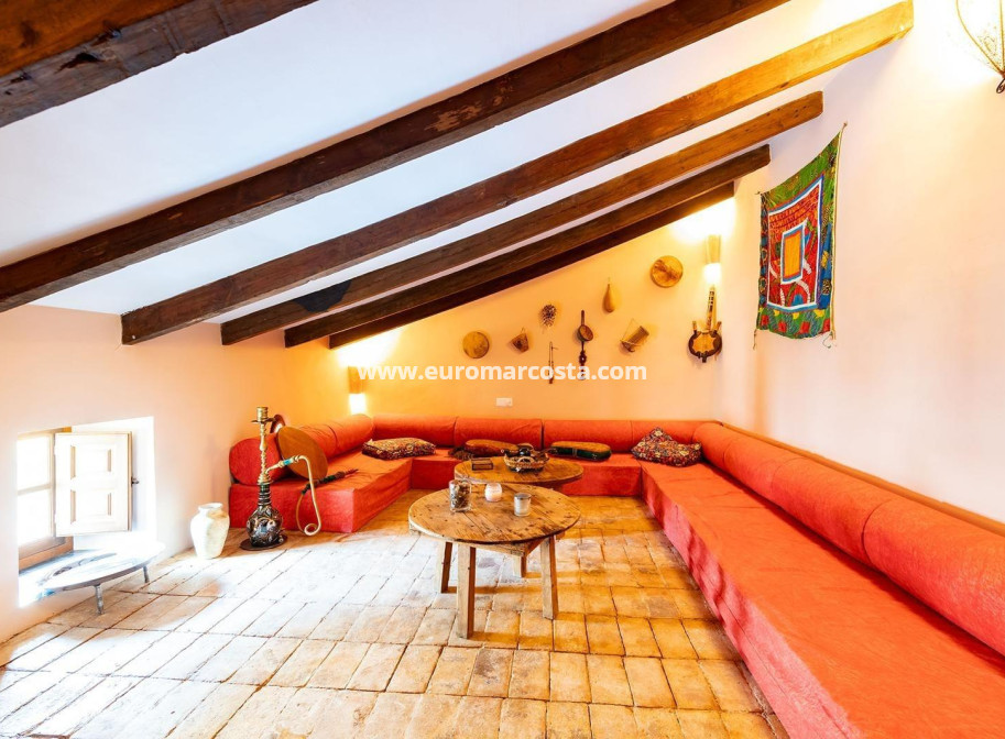 Sale - Villa - Los Martinez Del Puerto - Los Martínez del Puerto