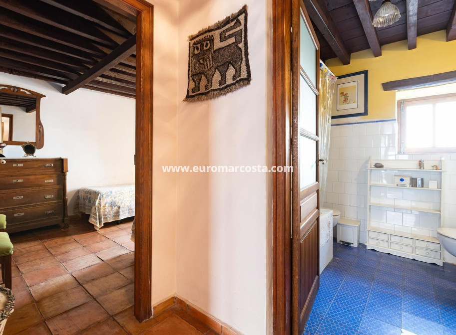 Sale - Villa - Los Martinez Del Puerto - Los Martínez del Puerto