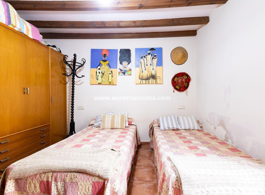 Sale - Villa - Los Martinez Del Puerto - Los Martínez del Puerto