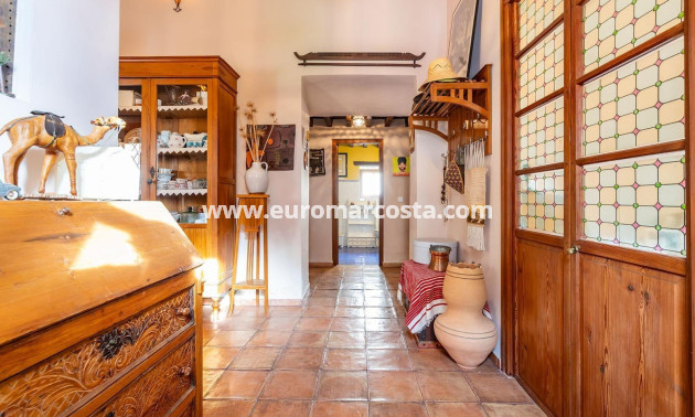 Sale - Villa - Los Martinez Del Puerto - Los Martínez del Puerto