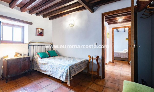 Sale - Villa - Los Martinez Del Puerto - Los Martínez del Puerto