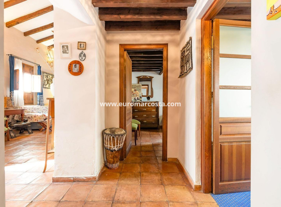Sale - Villa - Los Martinez Del Puerto - Los Martínez del Puerto