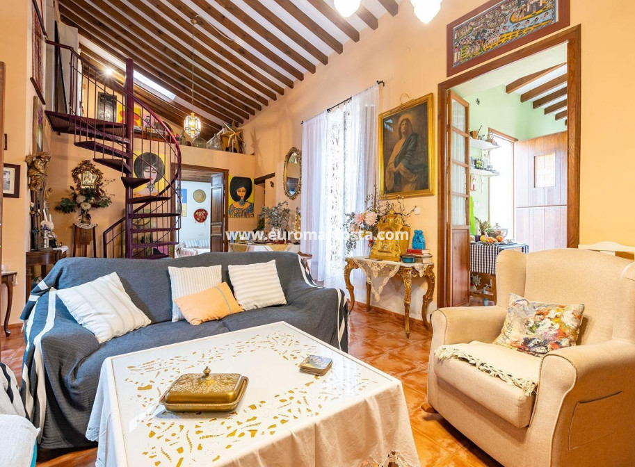 Sale - Villa - Los Martinez Del Puerto - Los Martínez del Puerto