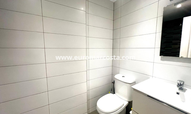 Venta - Planta baja - Torrevieja - TORREVIEJA