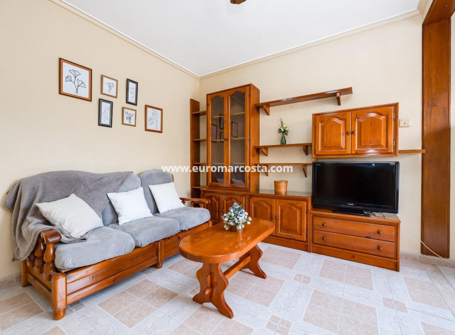 Objekte zum Wiederverkauf - Wohnung - Torrevieja - TORREVIEJA