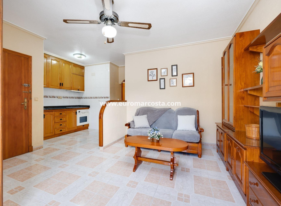 Objekte zum Wiederverkauf - Wohnung - Torrevieja - TORREVIEJA