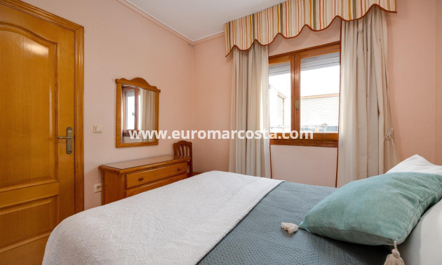 Objekte zum Wiederverkauf - Wohnung - Torrevieja - TORREVIEJA