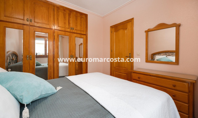 Objekte zum Wiederverkauf - Wohnung - Torrevieja - TORREVIEJA