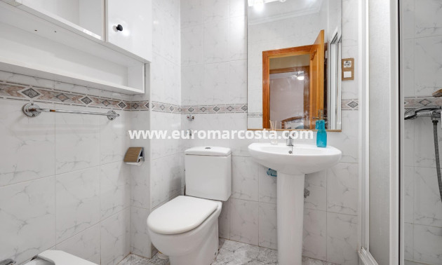 Objekte zum Wiederverkauf - Wohnung - Torrevieja - TORREVIEJA
