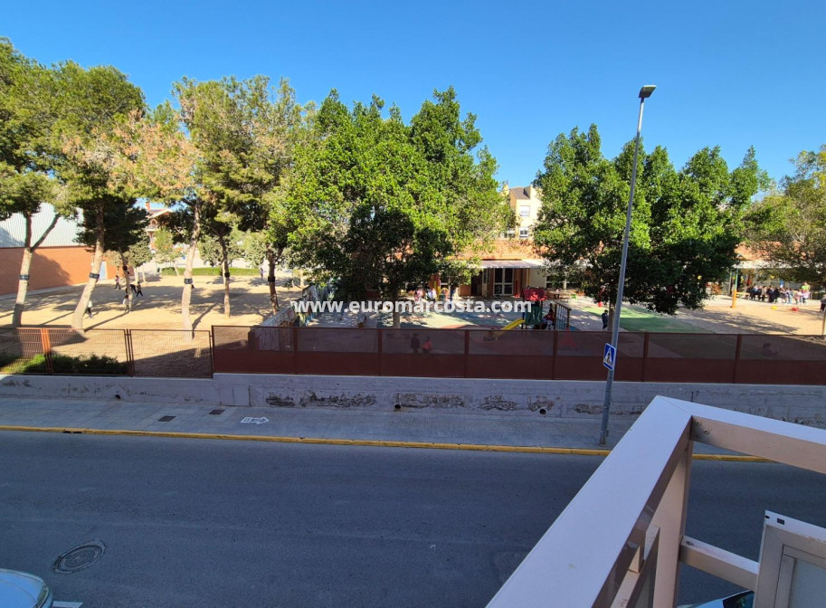 Venta - Apartamento / piso - Los Montesinos - Pueblo 8
